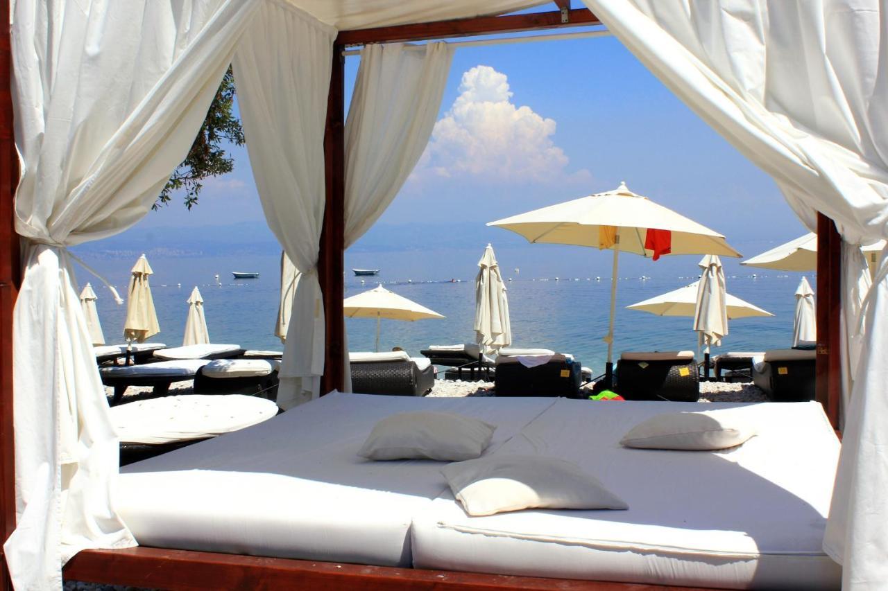 Apartments And Rooms By The Sea Medveja, Opatija - 2305 Lovran Ngoại thất bức ảnh