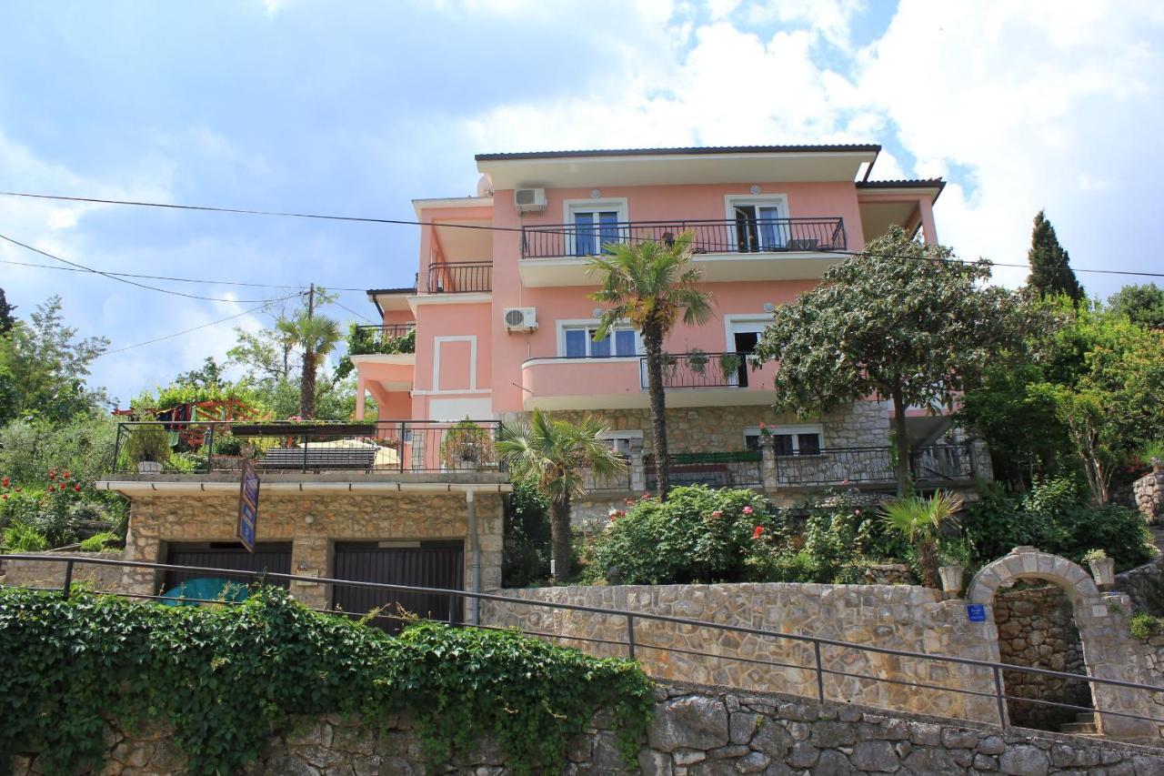 Apartments And Rooms By The Sea Medveja, Opatija - 2305 Lovran Ngoại thất bức ảnh