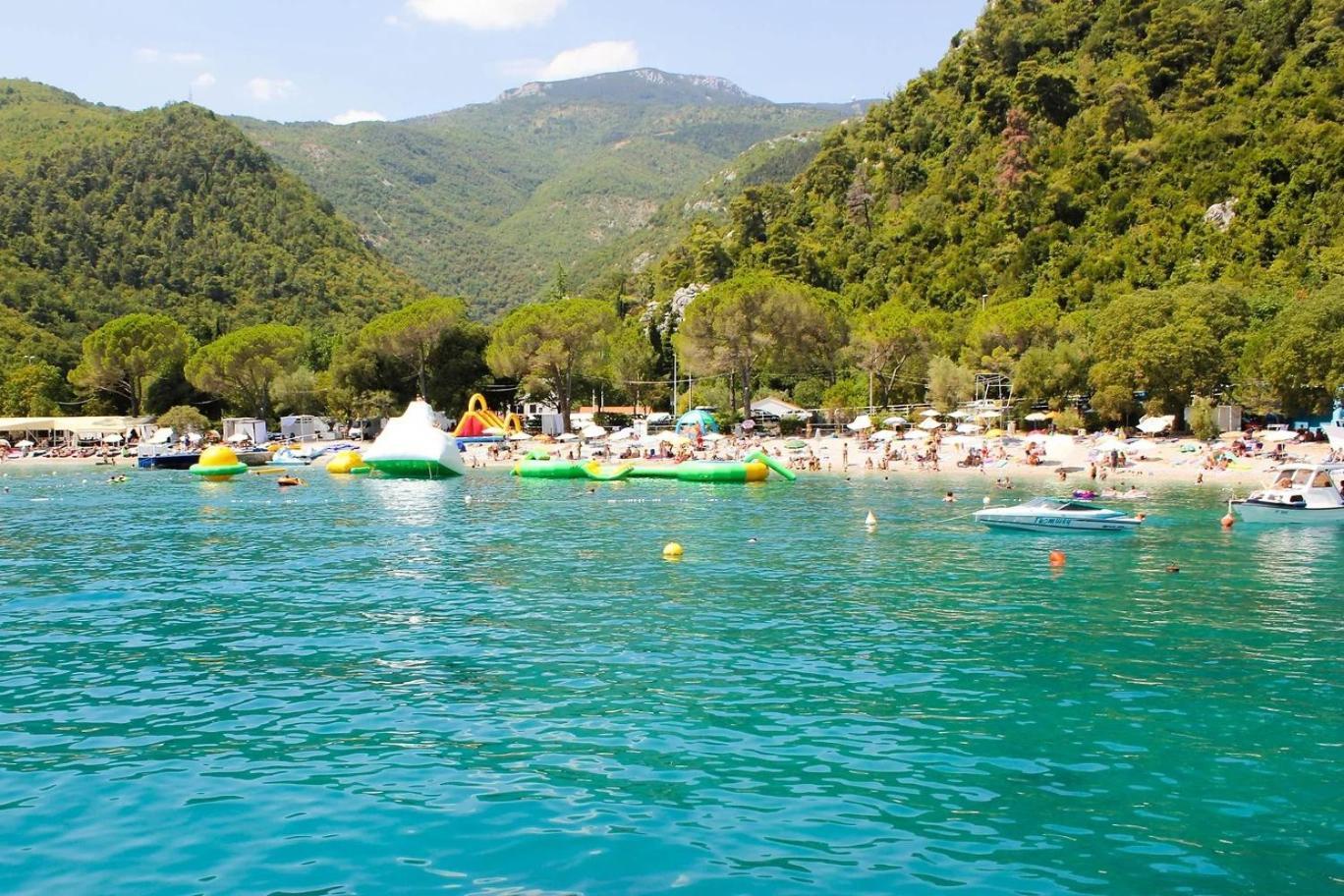 Apartments And Rooms By The Sea Medveja, Opatija - 2305 Lovran Ngoại thất bức ảnh